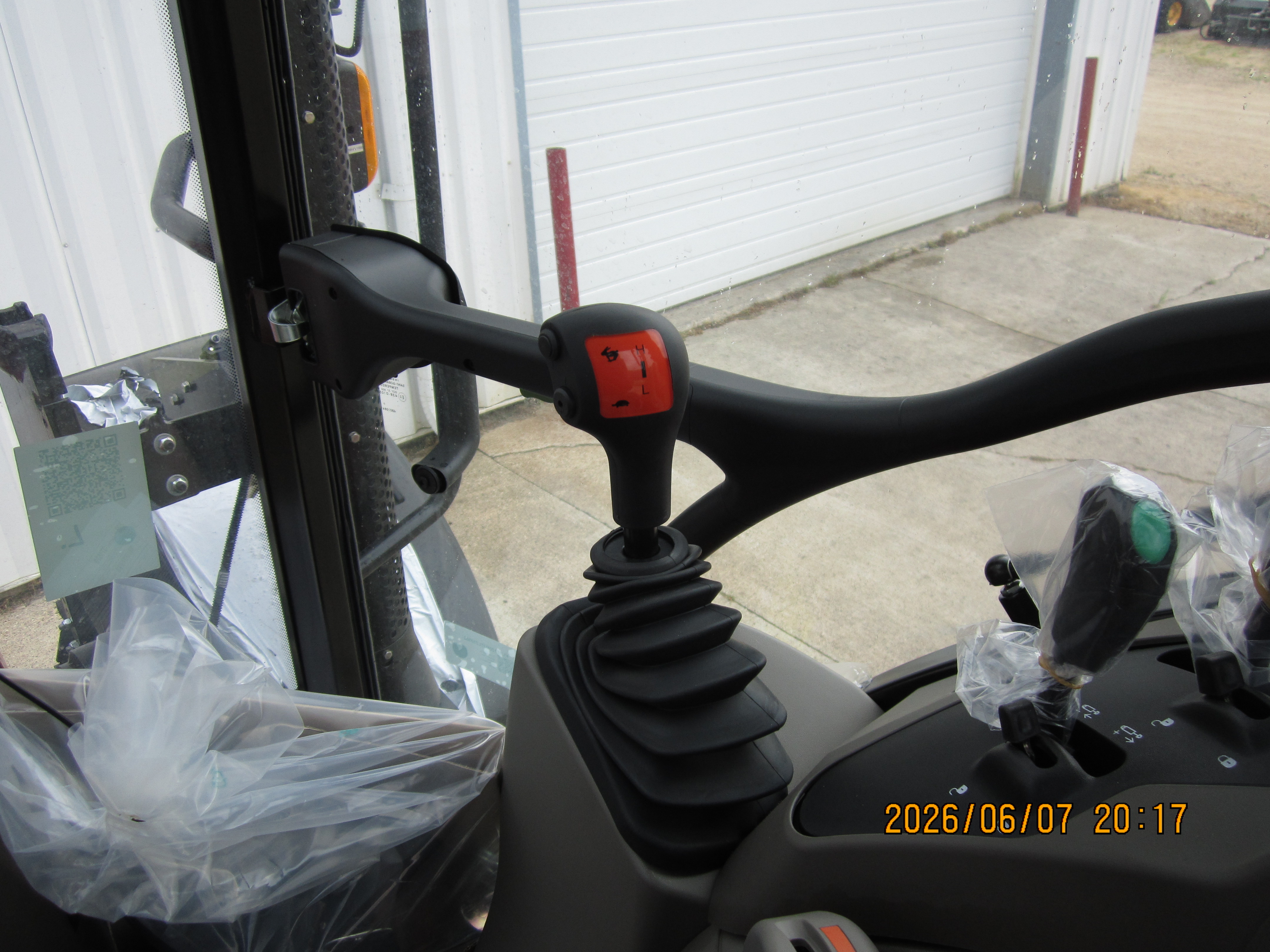 2026 Case IH FARMALL 120 SUPER M Tractor