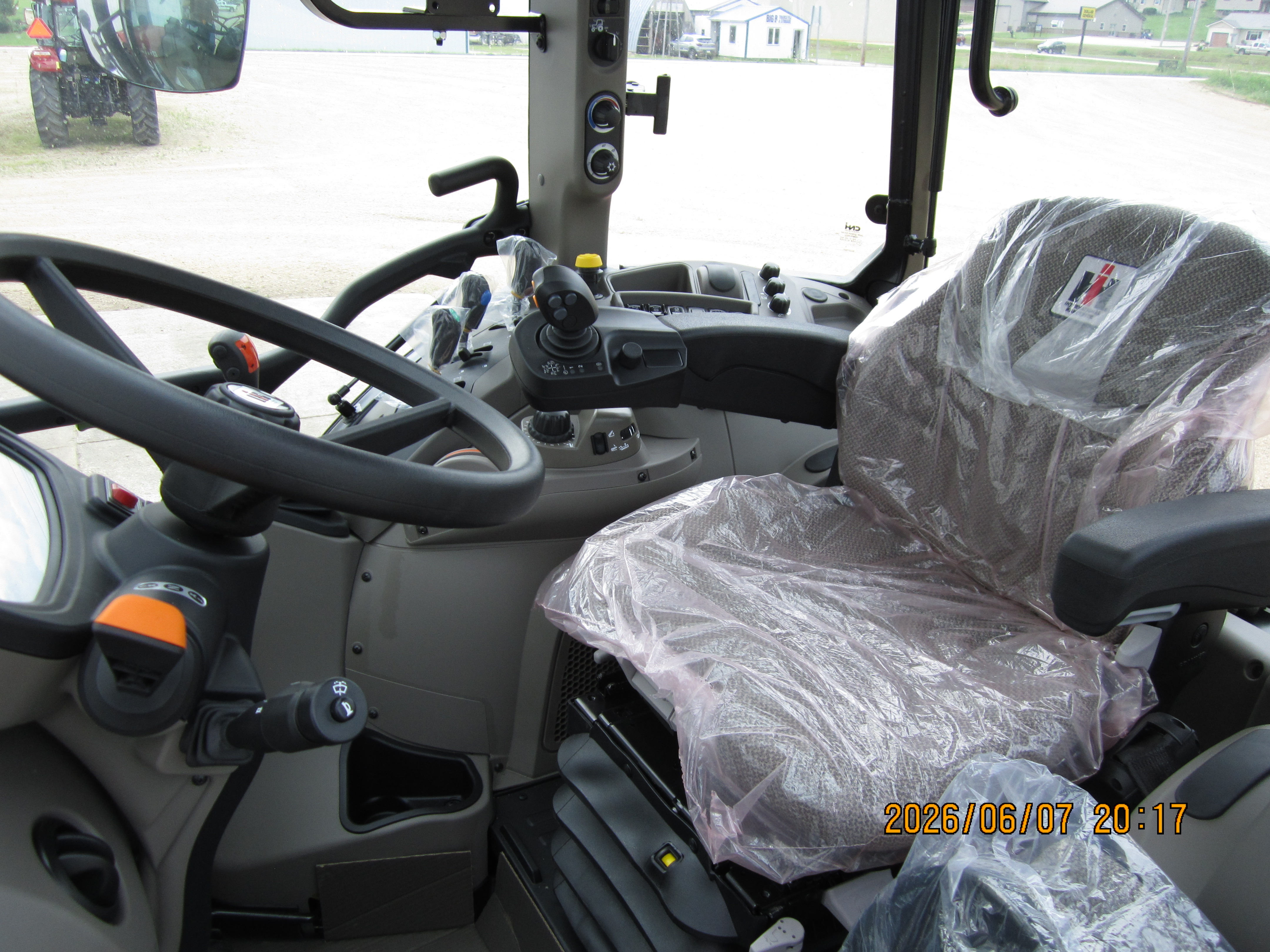 2026 Case IH FARMALL 120 SUPER M Tractor