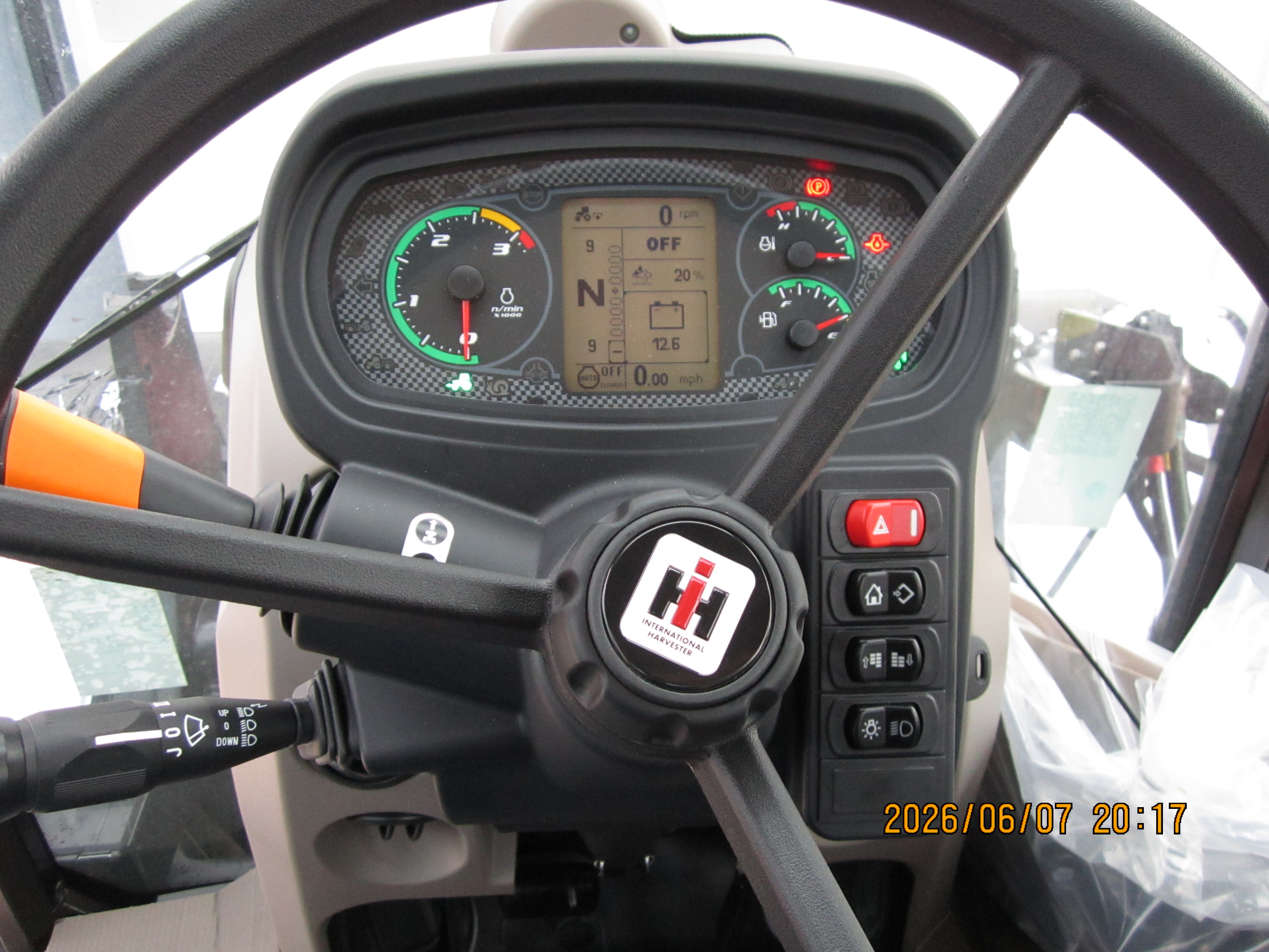 2026 Case IH FARMALL 120 SUPER M Tractor