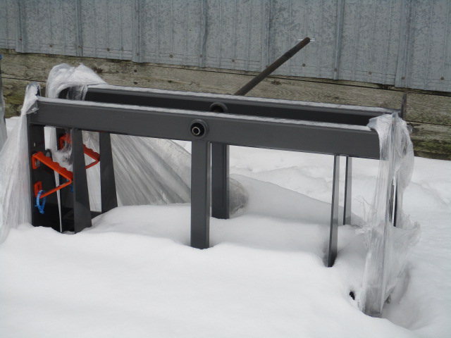 2025 Berlon BSCNR-2 Bale Spear