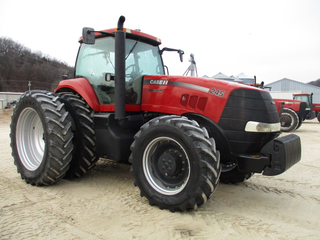 2009 Case IH Magnum 245 Tractor