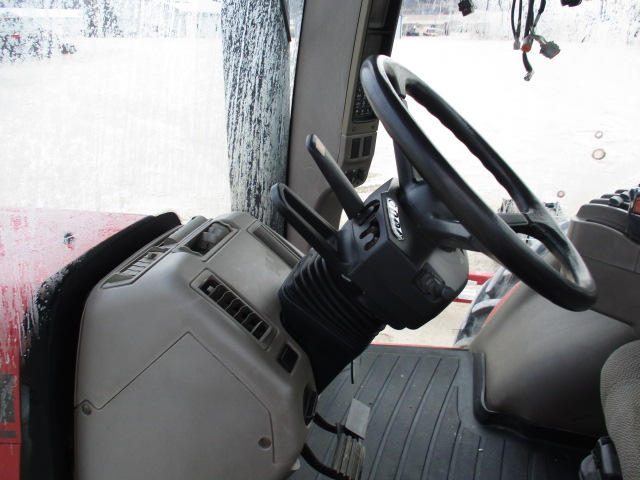 2009 Case IH Magnum 245 Tractor