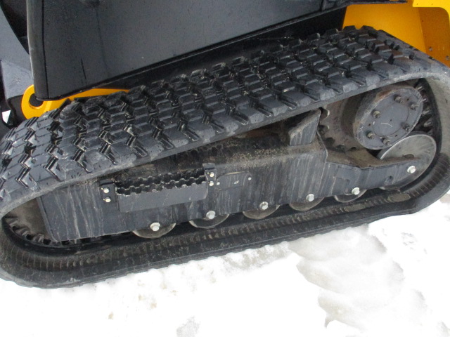 2022 JCB 270T Compact Track Loader