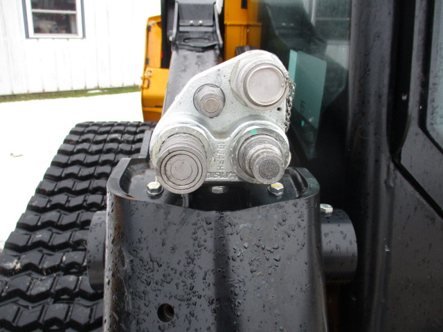 2022 JCB 270T Compact Track Loader