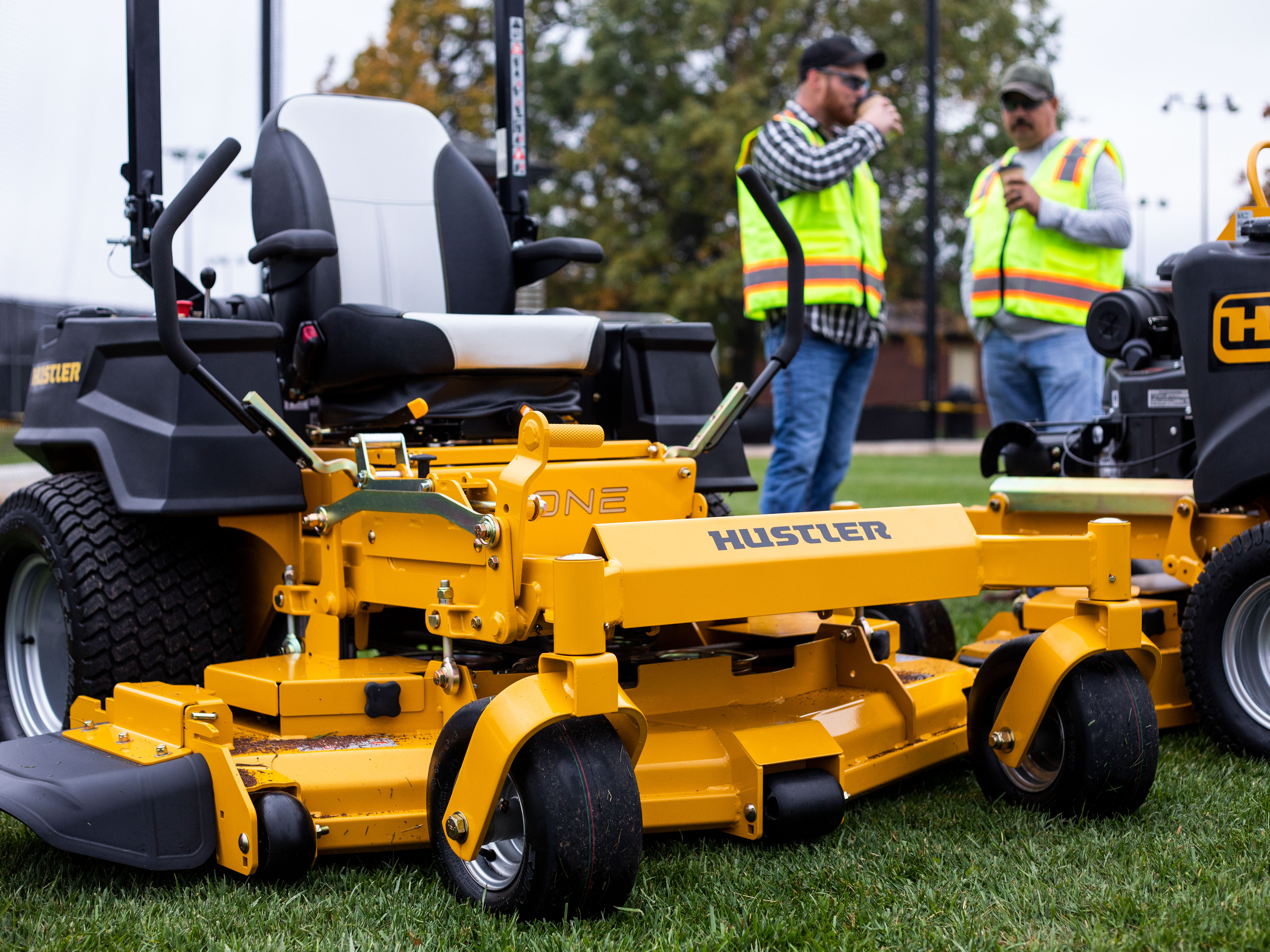 2026 Hustler Excel 943803-X-ONE -KAWASAKI FX820 EVO EFI (34.5HP) 60" Mower/Zero Turn