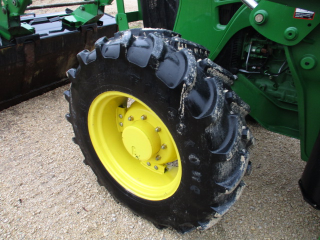 2011 John Deere 5105M Tractor