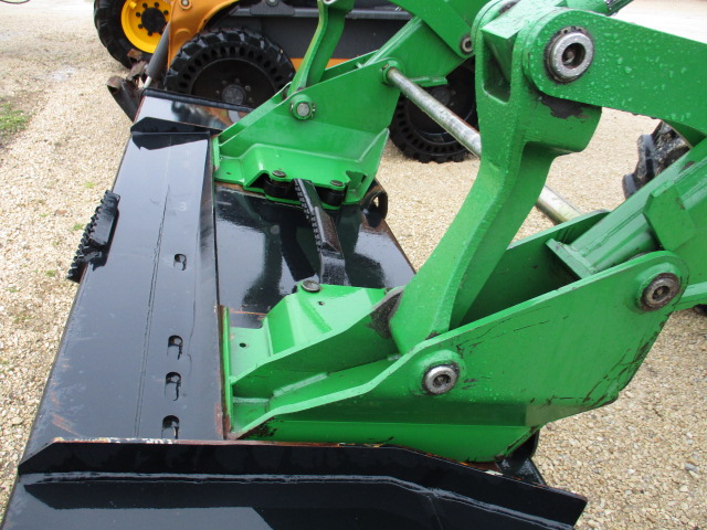 2011 John Deere 5105M Tractor