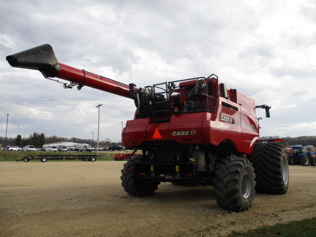 2022 Case IH 8250 Combine