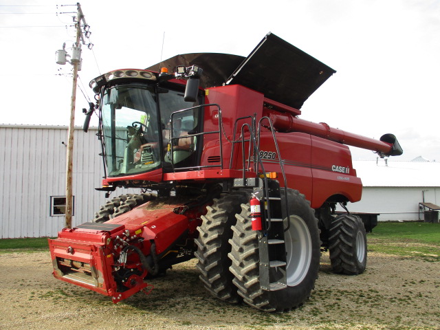 2024 Case IH 8250 Combine