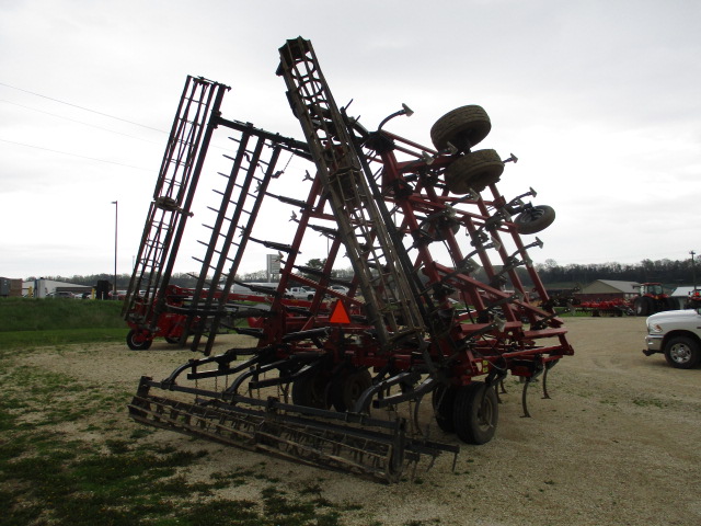 2017 Case IH Tigermate 255 Field Cultivator