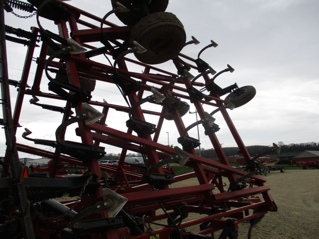 2017 Case IH Tigermate 255 Field Cultivator
