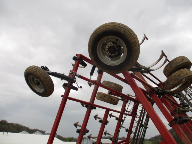 2017 Case IH Tigermate 255 Field Cultivator