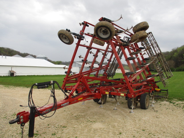 2017 Case IH Tigermate 255 Field Cultivator