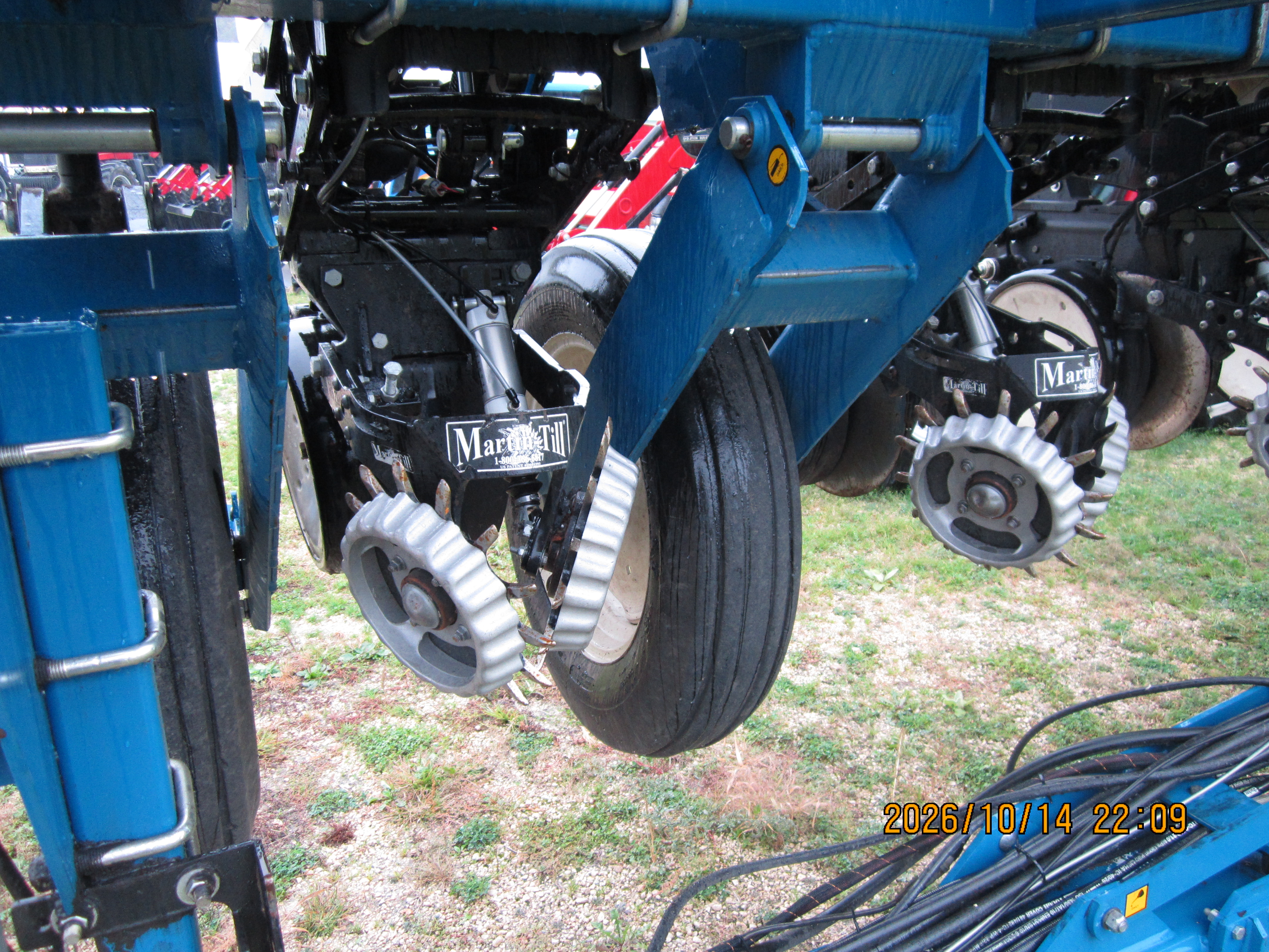 2005 Kinze 3600 Planter