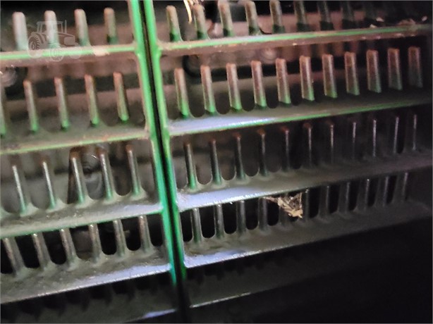 2013 John Deere S670 Combine