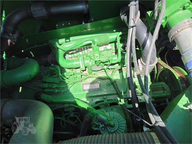 2013 John Deere S670 Combine