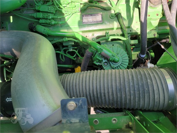 2013 John Deere S670 Combine