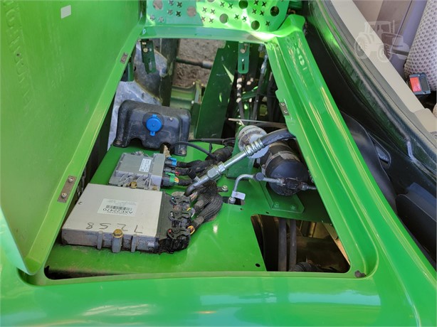 2013 John Deere S670 Combine