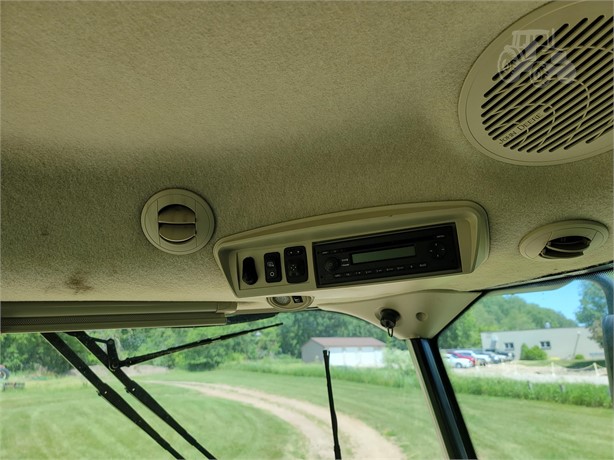 2013 John Deere S670 Combine