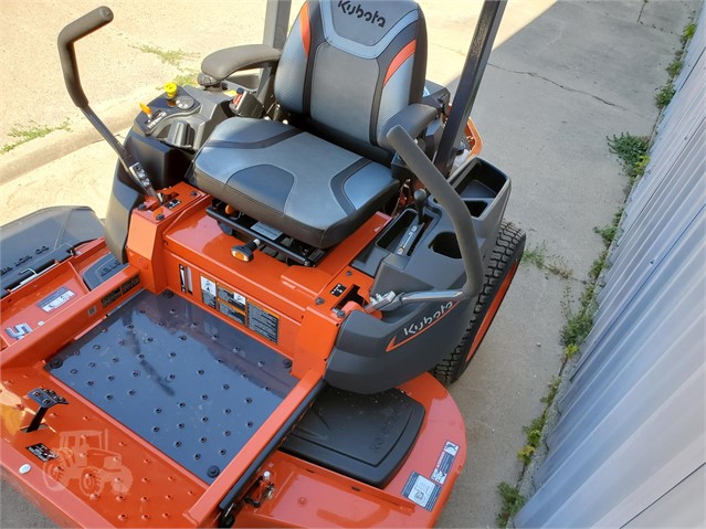 2021 Kubota Z251 Mower