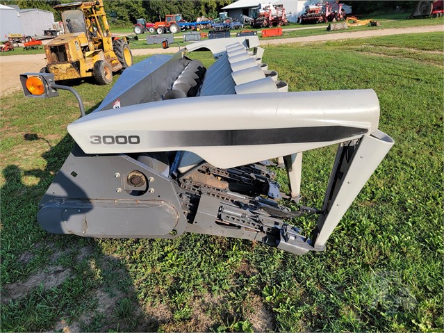 2013 Gleaner 3000 Header Corn Head