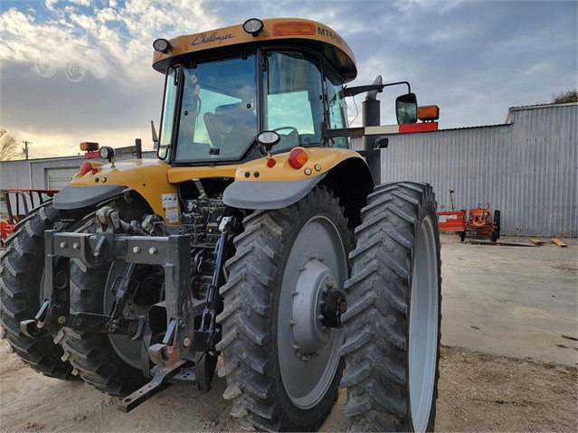 2005 Challenger MT645B Tractor