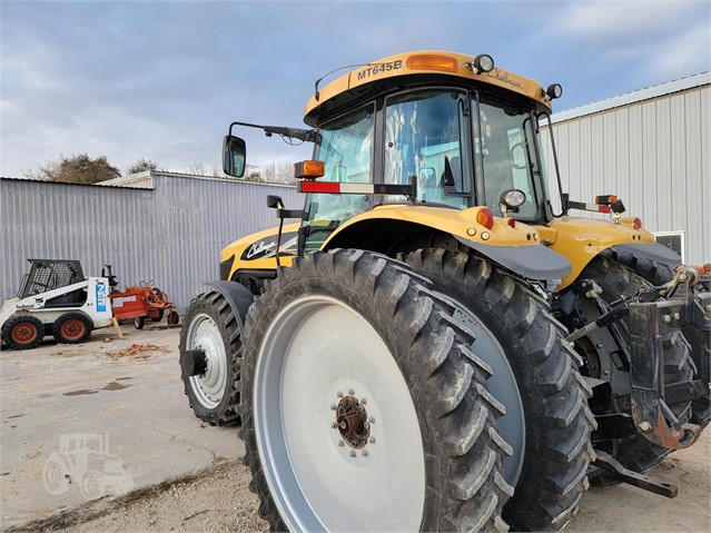 2005 Challenger MT645B Tractor