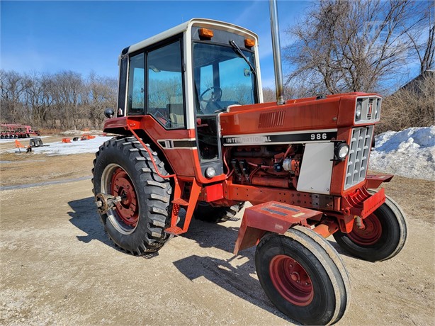 1979 International 986 Tractor