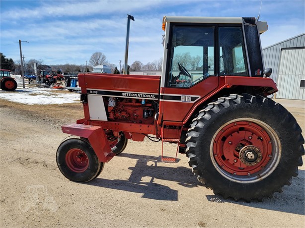 1979 International 986 Tractor