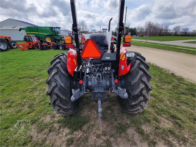 2022 Misc 2606H Tractor