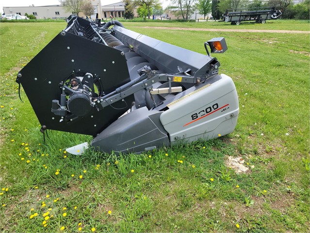 2013 Gleaner 8200-30 Header Flex