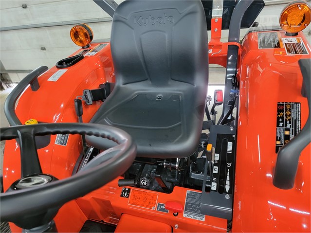 2022 Kubota L3302HST Tractor