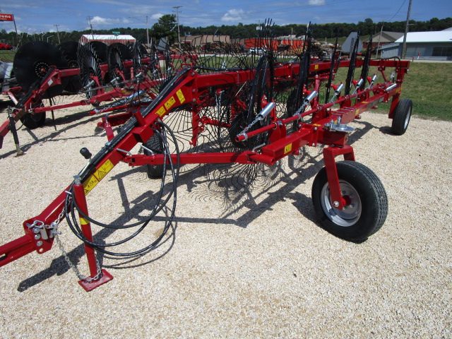 2021 Case IH WR201 WHEEL RAKE 8 WHEEL Rake/Wheel