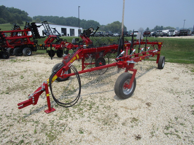 2021 Case IH WR201 WHEEL RAKE 8 WHEEL Rake/Wheel