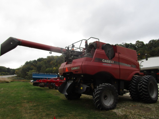 2013 Case IH 7230 Combine