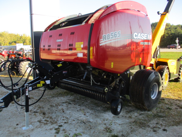 2024 Case IH RB565 RND BALER Baler/Round