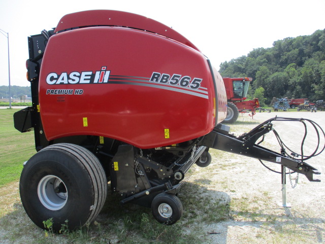 2024 Case IH RB565 RND BALER Baler/Round