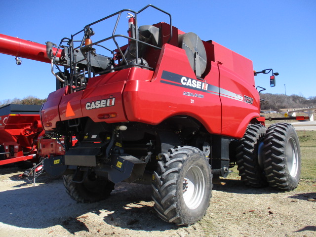 2012 Case IH 7230 Combine