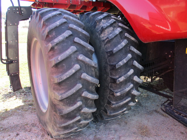 2012 Case IH 7230 Combine