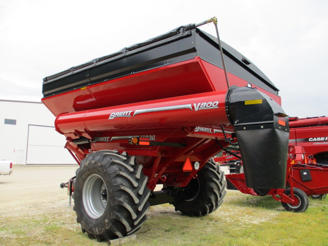 2024 Brent BRENT V800 RIGID AXLE GRAIN CART (RED) Grain Cart