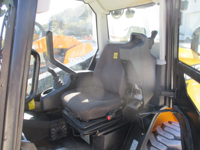 2016 JCB 260 Skid Steer Loader