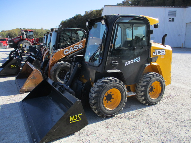 2016 JCB 260 Skid Steer Loader