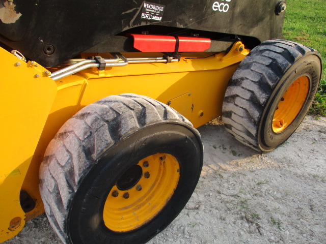 2016 JCB 260 Skid Steer Loader