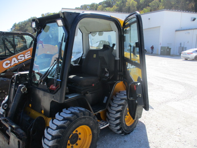 2016 JCB 260 Skid Steer Loader