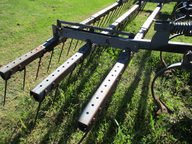 DMI DMI Tigermate II Field Cultivator