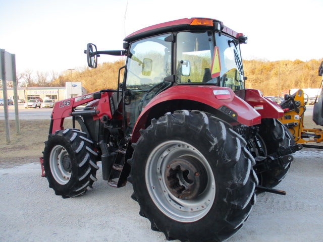 2013 Case IH Farmall 115U T4 Tractor