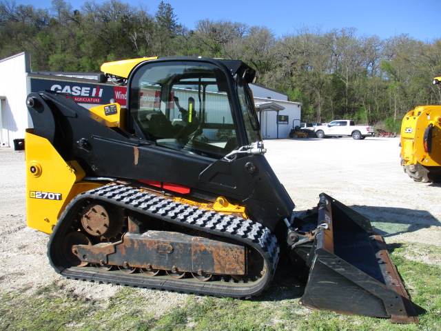 2018 JCB 270T Compact Track Loader