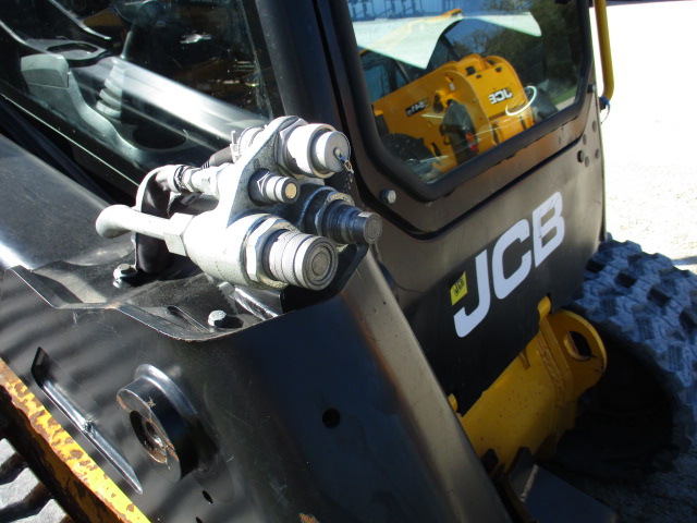 2018 JCB 270T Compact Track Loader