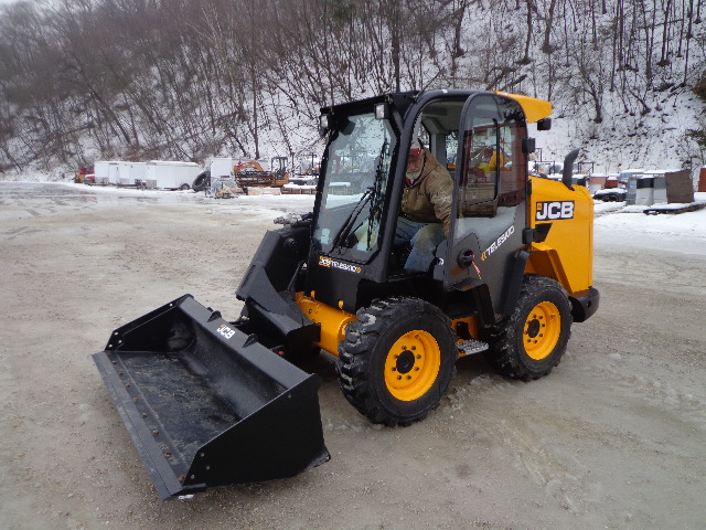 2025 JCB 3TS-8W Skid Steer Loader