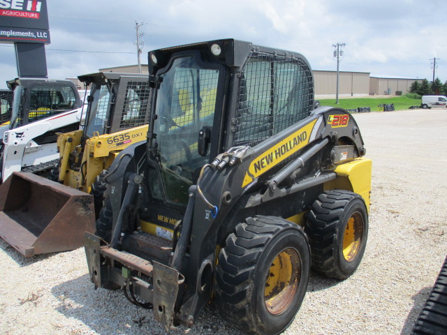 2011 New Holland L218 Skid Steer Loader